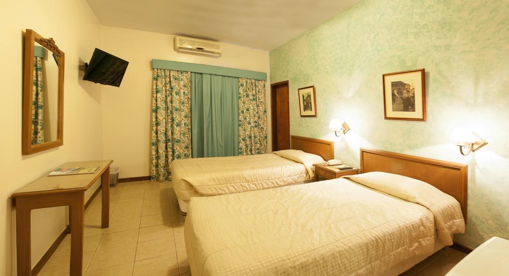 Hotel Bristol Asuncion Room photo